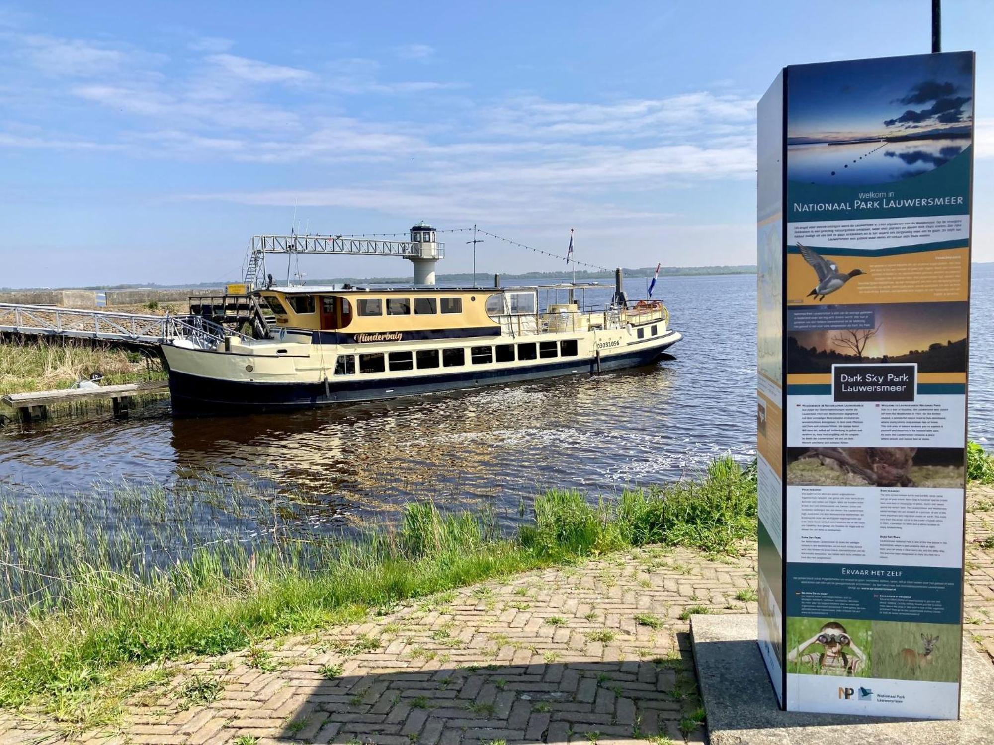 "Heleen" 6 Pers, Lauwersmeer Waterfront, Full Equipped And Modern Anjum Exterior photo